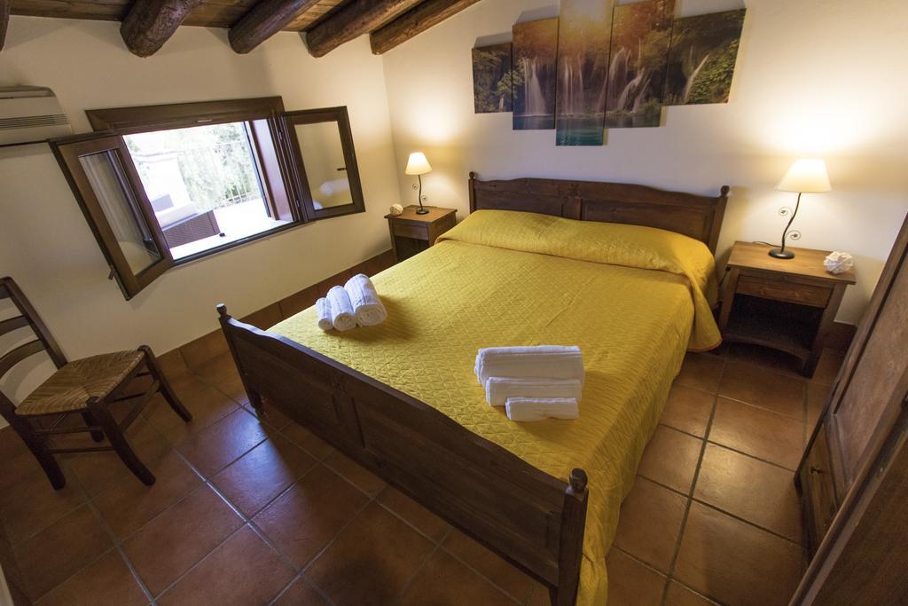 B&B Casale Siciliano Di Miryam Tiralongo Avola Exterior photo