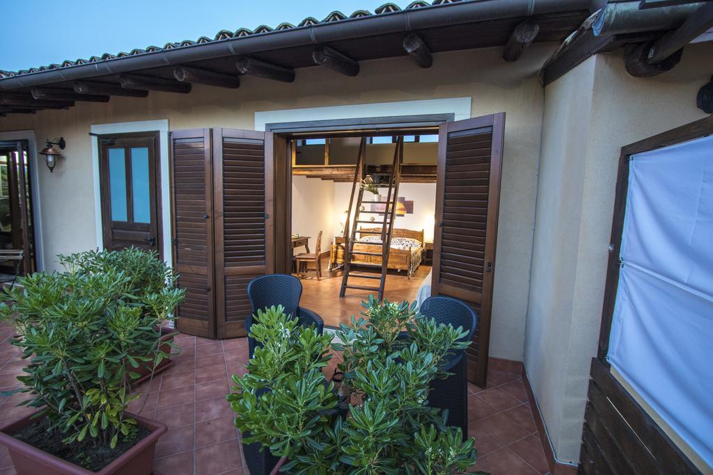 B&B Casale Siciliano Di Miryam Tiralongo Avola Exterior photo